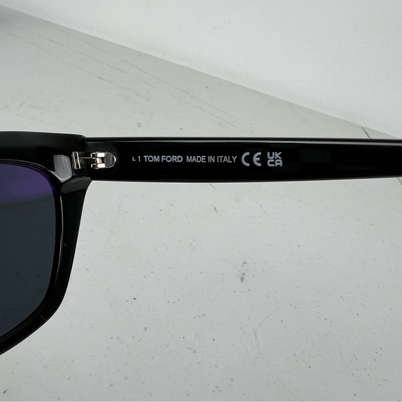 Tom Ford New in Box Juliette Sunglasses Cat Eye Black Shiny Acetate main image 4